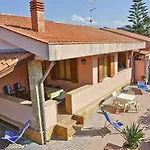 Costa Mediterranea Homes Casa de Férias Campofelice Di Roccella